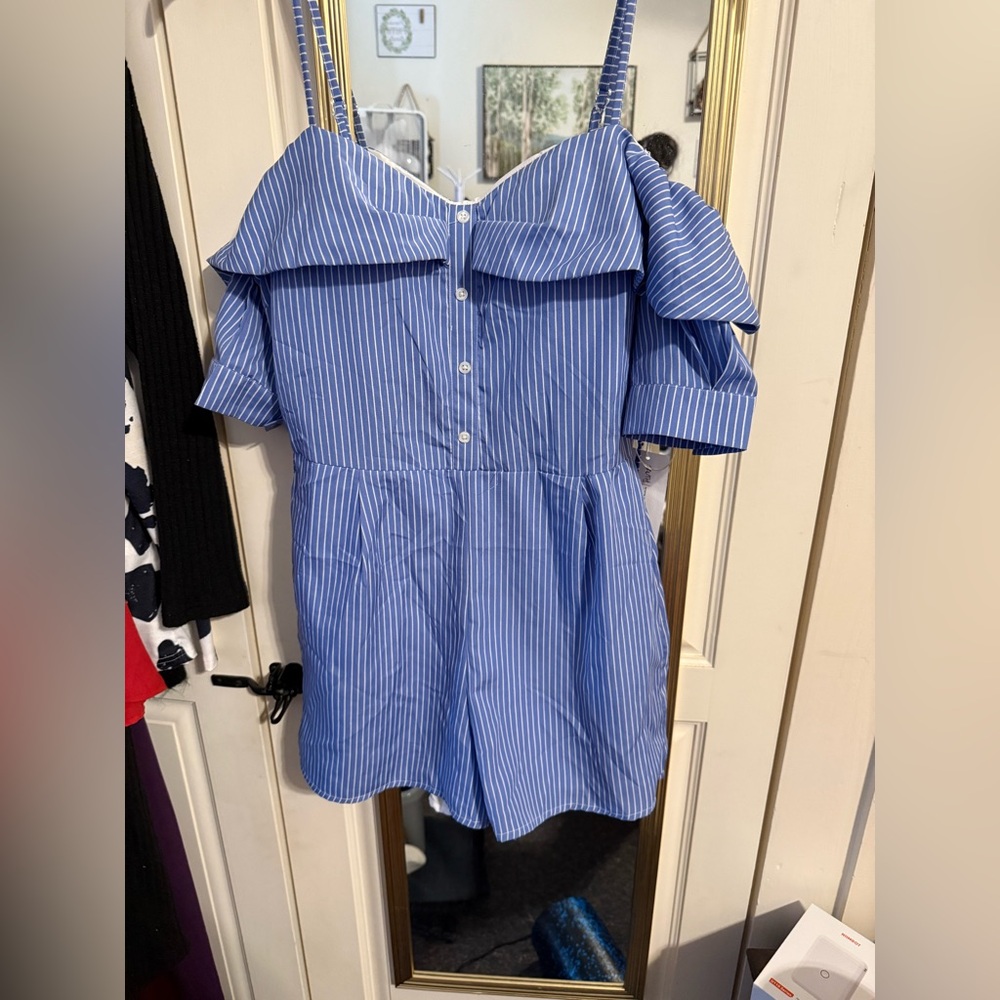Truth romper, size small NWT